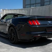 365 Кабриолет Ford Mustang GT черный на