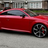 419 Audi TT RS красная для фотосессии съ