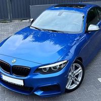 426BMW 240i синяя для фотосессии съемки