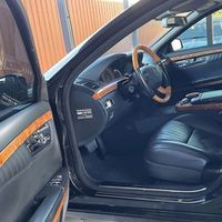 128 Броньований Mercedes Benz W221 S600