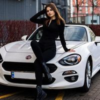 200 Кабріолет на весілля Fіat 124 Spider