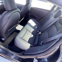 305 Авто на весілля Tesla Model 3 cіра з