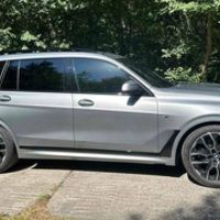 265 Оренда BMW X7 40D 2024 сірий позашля