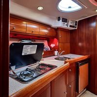 Прокат аренда катера яхты Bavaria 37 Spo