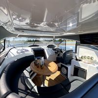 Прокат аренда катера яхты Bavaria 37 Spo