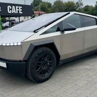 005 Tesla Cybertruck аренда с водителем
