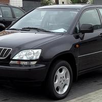 Lexus RX300 (200 грн/год)