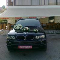 BMW X5 - весільний кортеж