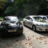 Toyota Avensis - кортеж на весілля