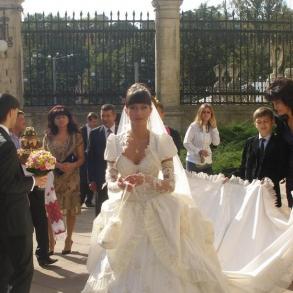 Весільні сукні