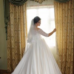 Продам шикарне весільне плаття