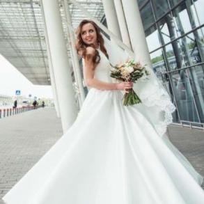 Весільна СУКНЯ Весільні сукні на ваше весілля