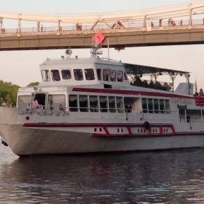 Компанія "Теплоходік" Автомобильный кортеж на свадьбу