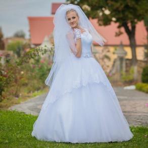 Чепа Уляна Весільні сукні на ваше весілля