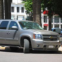 Весільний кортеж Chevrolet Suburban VIP Автомобильный кортеж на свадьбу