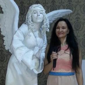 Тамада Марина Лазоренко в Киеве Ведучі на весілля