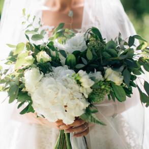 Ivory wedding agency Виїздна церемонія на ваше весілля