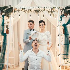 McVu$ik:) Ведущие на свадьбу