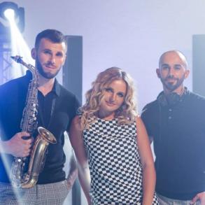 CHILI MUSIC CHILI MUSIC