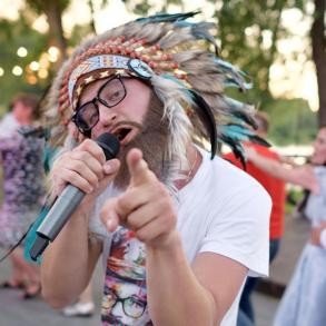 Пародист Дзідзя Пародист Дзідзя