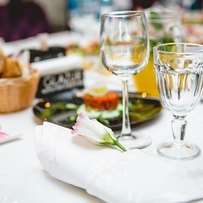 GLAZUR restaurant&karaoke Банкетні зали та ресторани на ваше весілля