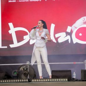 Ольга Уварова Ведучі на весілля