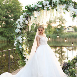 Продається весільне плаття Весільні сукні на ваше весілля