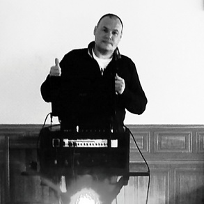 Музикант,DJ Олександр. Музичні Гурти на ваше весілля