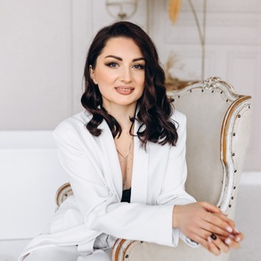 Ведуча Марі Тесс Ведучі на весілля