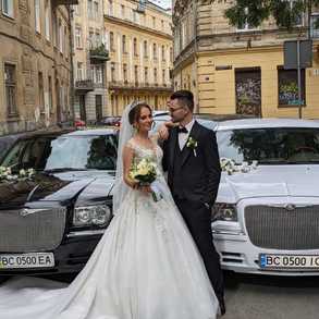 Весільний кортеж Львів. Chrysler "Крайслер" 300с Автомобильный кортеж на свадьбу