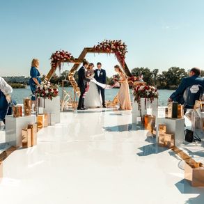 Свадебный координатор/распорядитель Весільні Агенції на ваше весілля