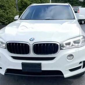 264 Позашляховик BMW X5 білий оренда на Автомобільний кортеж на весілля