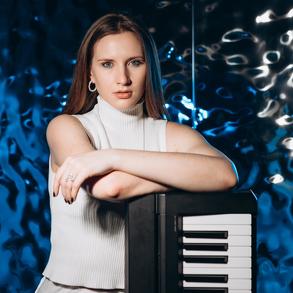 Піаністка на Ваше свято Музыкальные Группы на вашу свадьбу