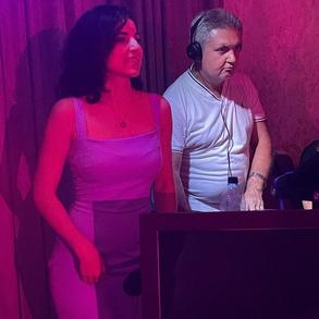 Послуги DJ плюс живий вокал DJ на ваше весілля