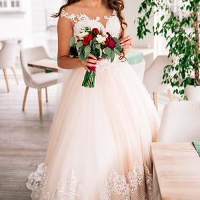 Шикарна Весільна Сукня колір айворі Весільні сукні на ваше весілля