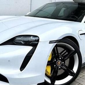 135 Прокат спорткара Porsche Taycan Turb Автомобільний кортеж на весілля