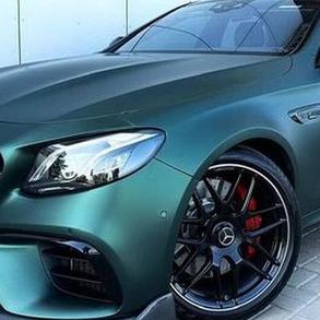 207 Прокат спорткара Mercedes Benz E63s Автомобільний кортеж на весілля