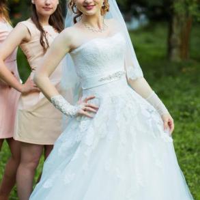 Gorgeous Весільні сукні на ваше весілля