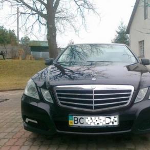 Mercedes Автомобільний кортеж на весілля