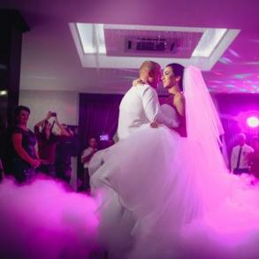 Важкий дим, холодні фонтани на весілля Пиротехника на вашу свадьбу