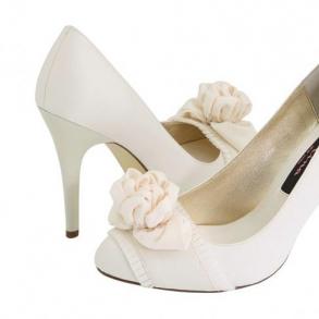Салон весільного взуття "Wedding Shoes" Салон весільного взуття "Wedding Shoes"