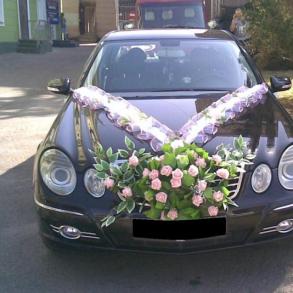 Автомобиль на свадьбу в г. Кривом Роге