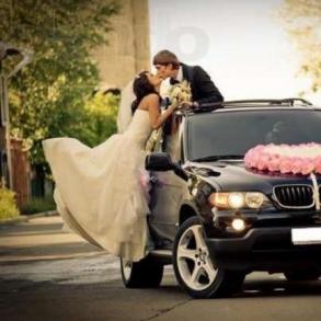 Автомобиль на свадьбуи других мероприятий. Составл... Автомобільний кортеж на весілля