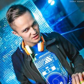 Діджей (Dj)на Ваше свято. DJ на ваше весілля