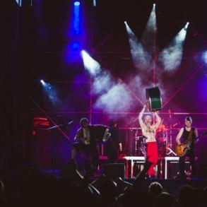 EXO -професійне світлове та звукове забезпечення EXO -професійне світлове та звукове забезпечення