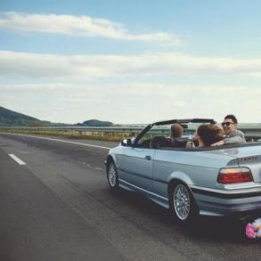 Кабліолет BMW. Ужгород Автомобільний кортеж на весілля