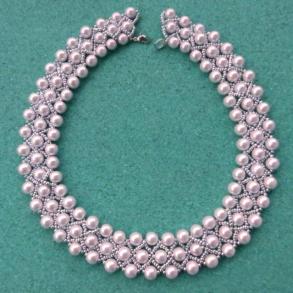 Кольє з бісера Кольє з бісера