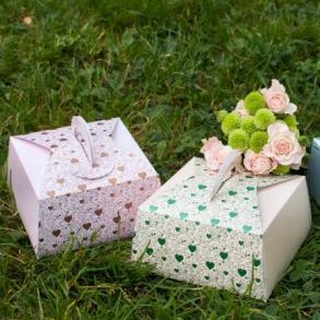 Коробки для тортів, бонбоньєрки Аксесуари на ваше весілля