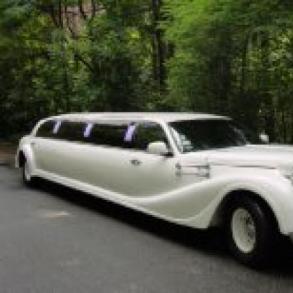 Ретро-лимузин "Эксклюзив" Автомобільний кортеж на весілля