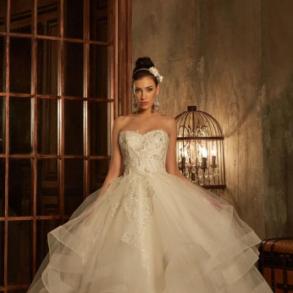 Салон весільної та вечірньої моди Pollardi Свадебные платья на вашу свадьбу